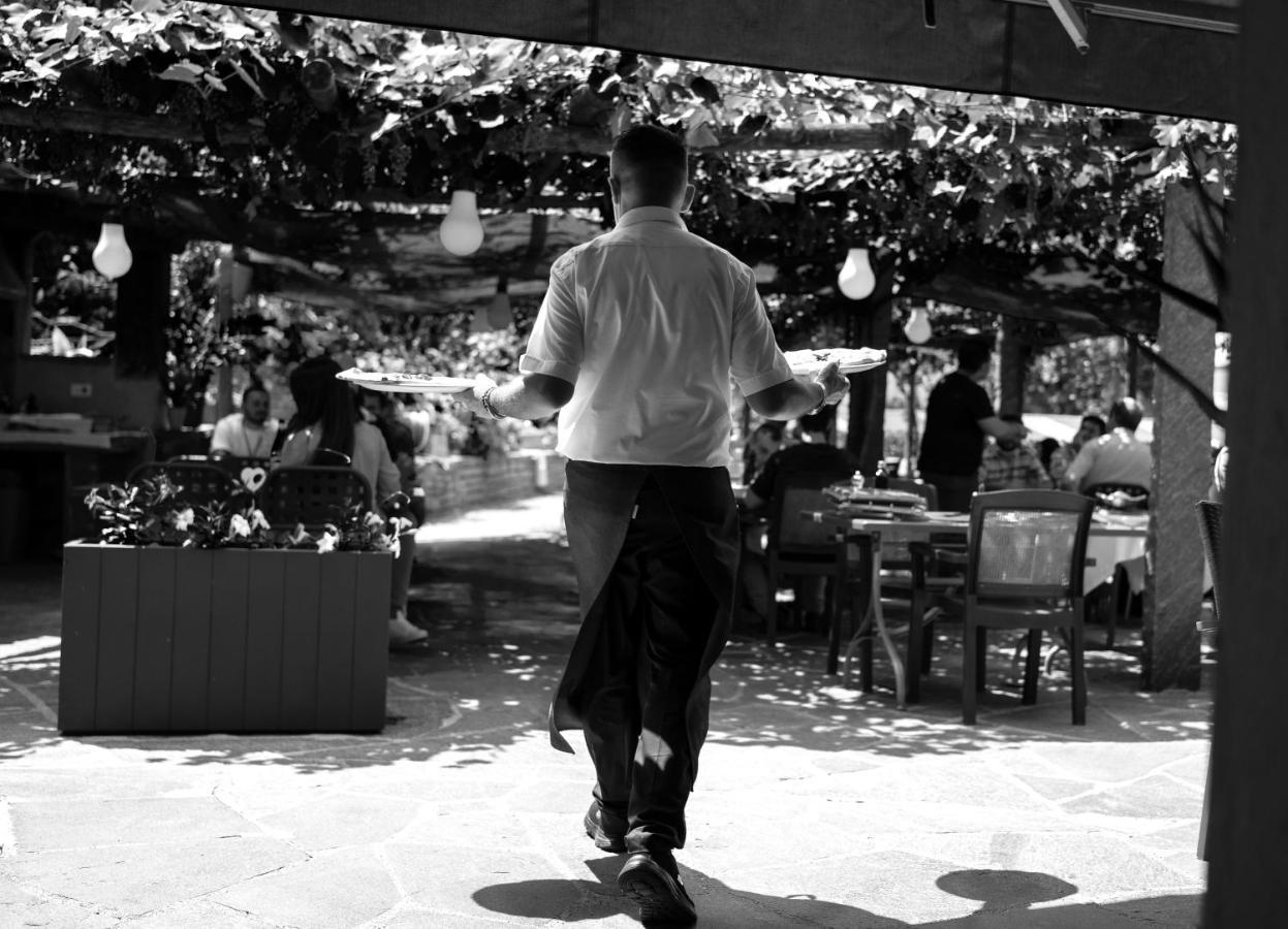 Hotel Ristorante Grotto Serta Lamone Eksteriør billede