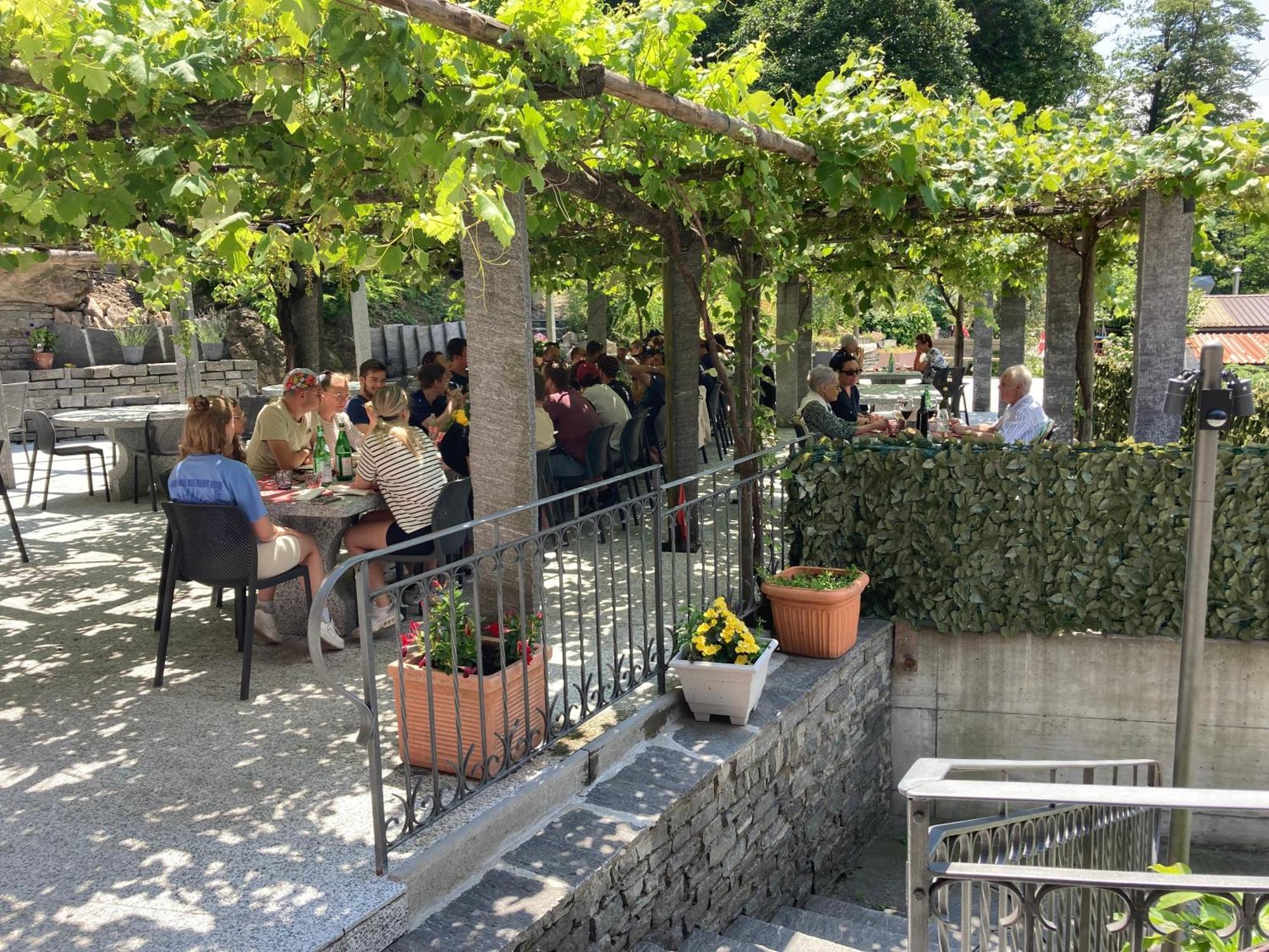 Hotel Ristorante Grotto Serta Lamone Eksteriør billede